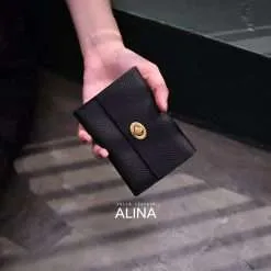 Alina Black 1