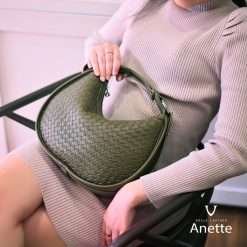 Anette Green Model 4